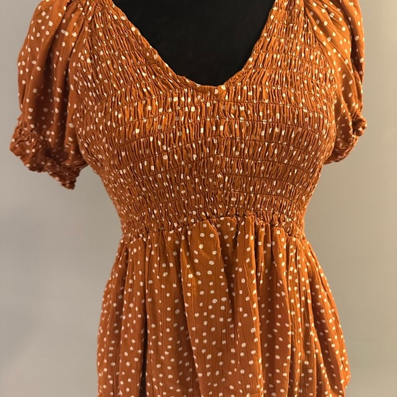Angie Orange top with White Dots - Picture 2 of 7
